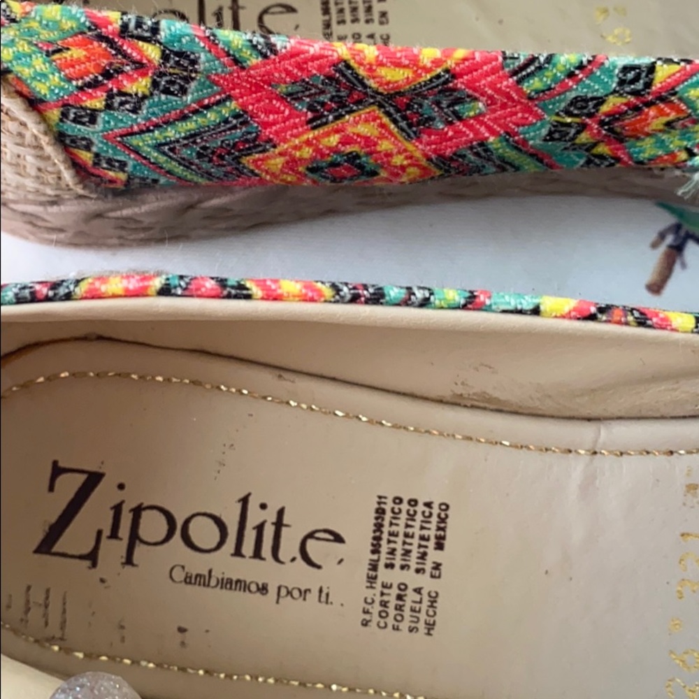 Shoes - Picture 4 of 4